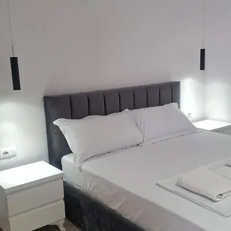 Apartment Florian Sarande